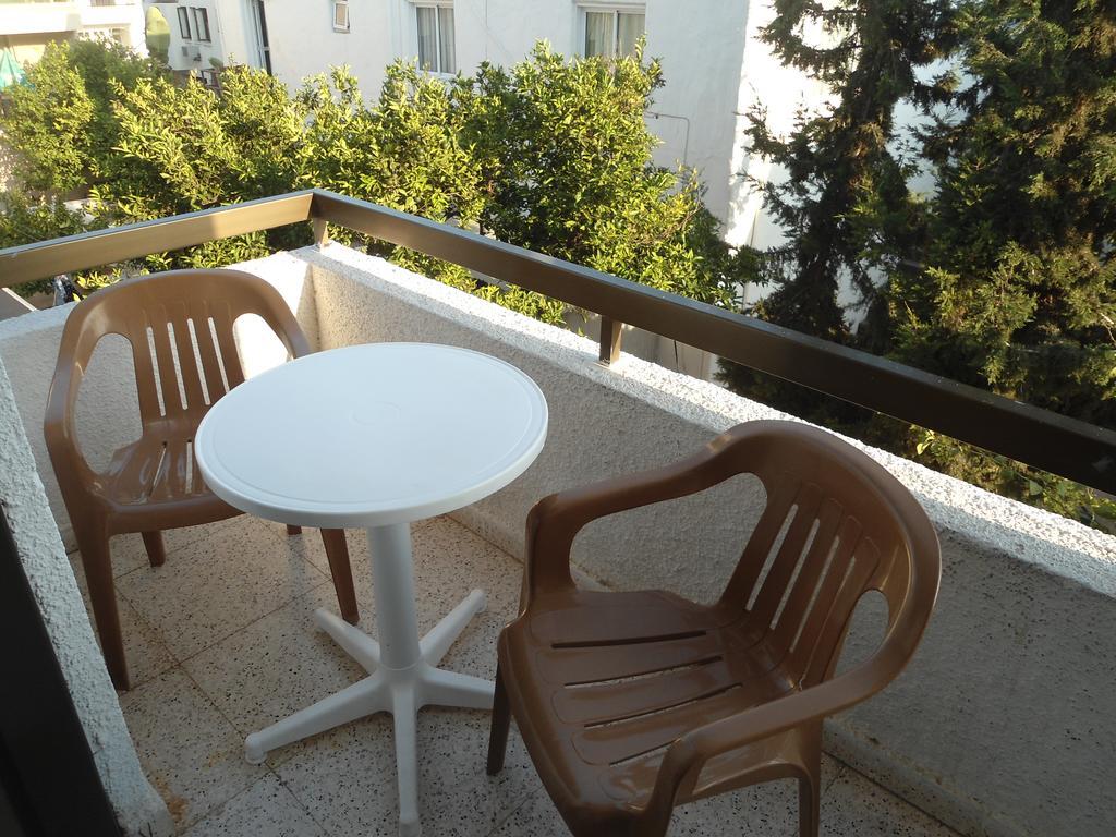 Terpsithea Apartments Αγία Νάπα Δωμάτιο φωτογραφία